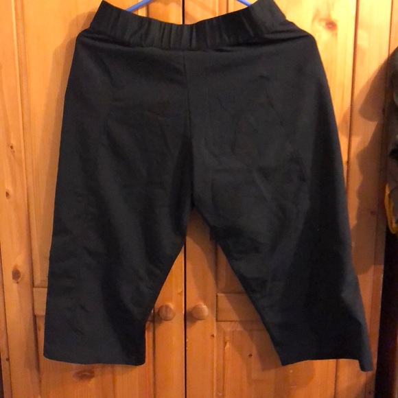 Nike black shorts size m - Picture 2 of 4